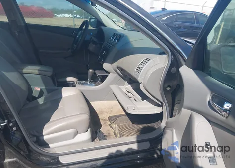 2011 Nissan Altima 2.5 z USA, uszkodzony, nr VIN 1N4AL2AP7BN440103